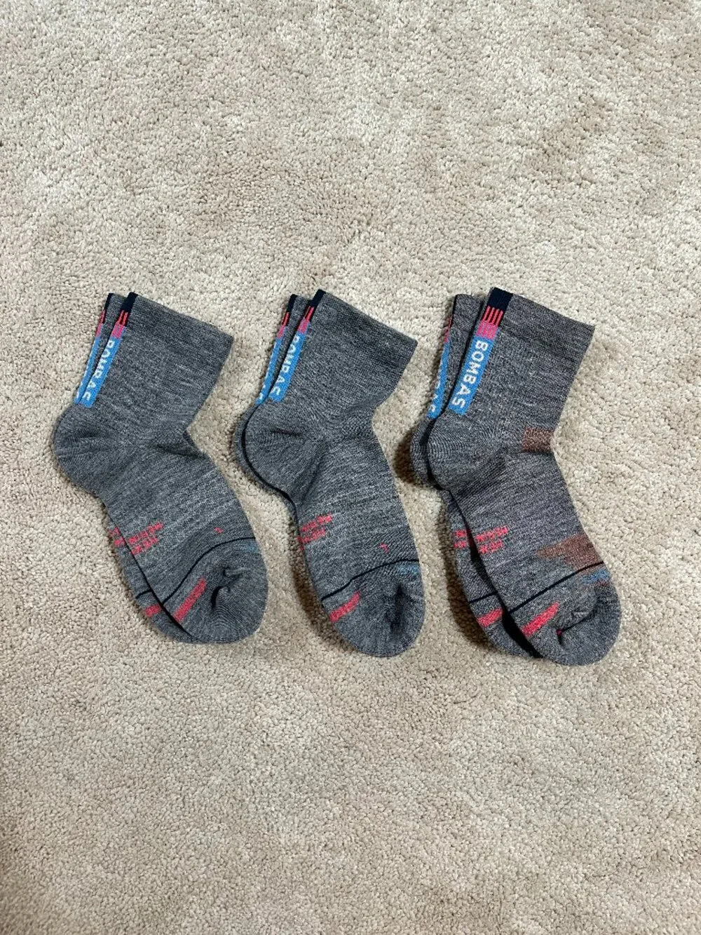 New 3-Pack BOMBAS merino wool HexTec Run Midweight Quarter Socks Med Unisex Grey